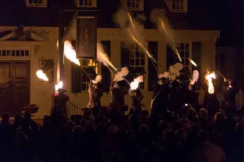 Firing of the Christmas Guns