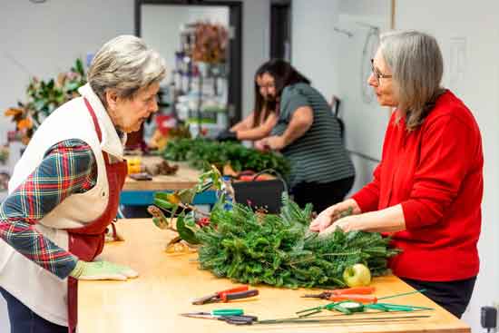 Horticulture Workshop: Wreath Decorating